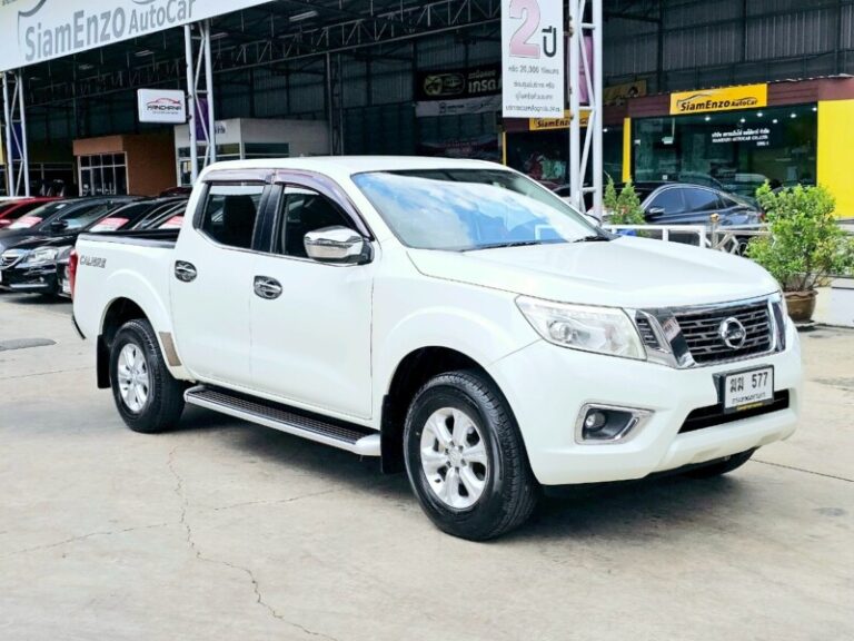 Nissan Navara NP300 2.5E 4ประตู Calibre